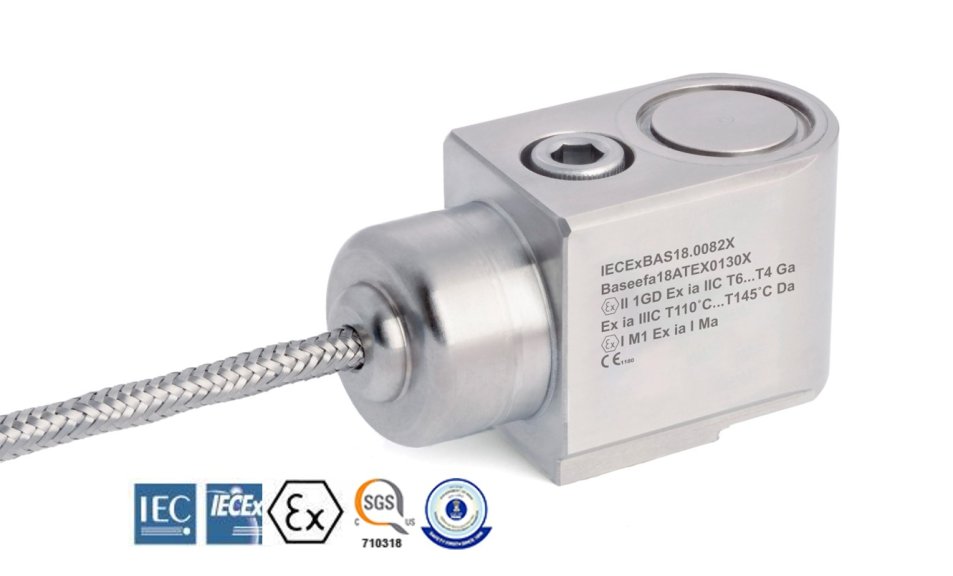 intrinsically safe accelerometer with braided cable